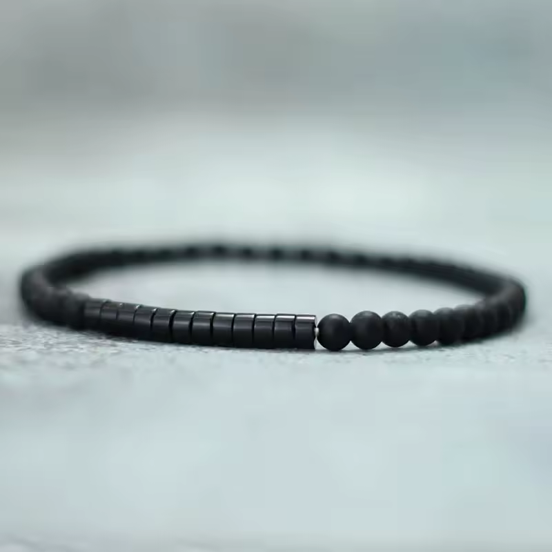 Eyra karkötő – Fekete